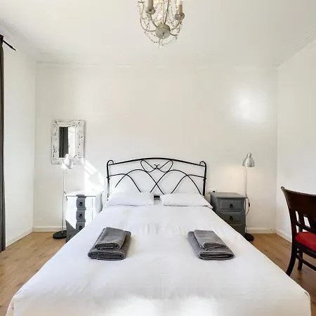 Daire Casa Sagrada Familia Barselona